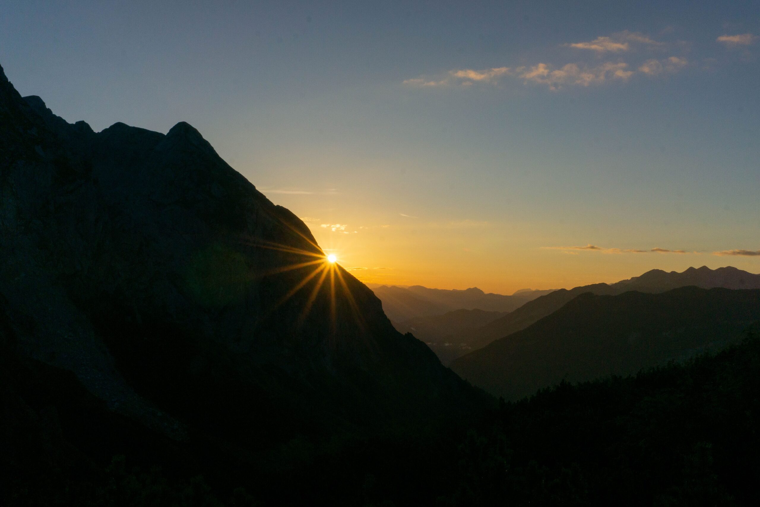 Jahresrückblick 2023: Sonnenaufgang am Berg
